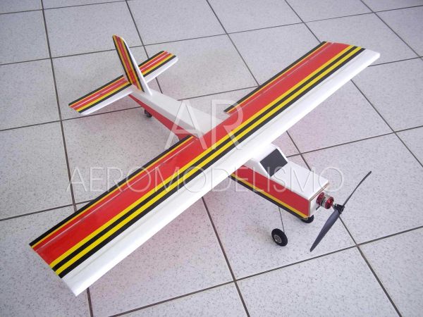 Aeromodelo Treinador Kit em Depron p/ Montar